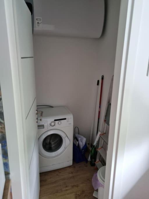 Studio Apartman Bojana 34M2,Free Wifi,Parking Sisak Exterior foto